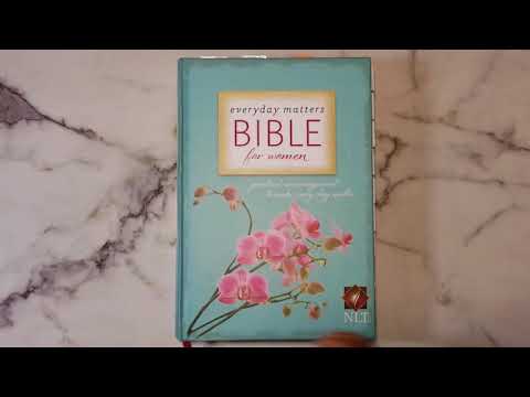 Everyday Matters Bible {Bible Review}