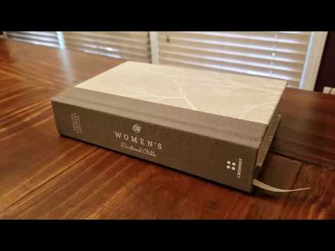 Crossway ESV Women&#039;s Devotional Bible (cloth-over-board hardcover) Review